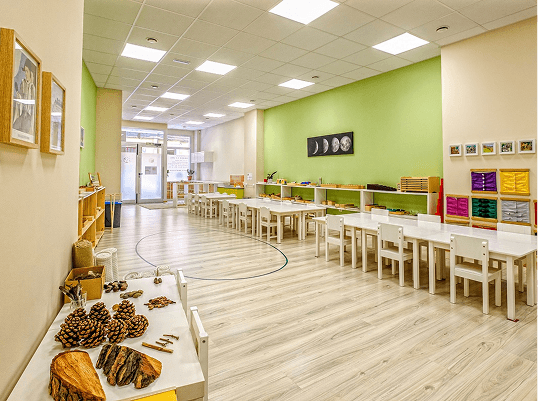 The Children's House Montessori stage corresponds to the Second Cycle of Early Childhood Education.