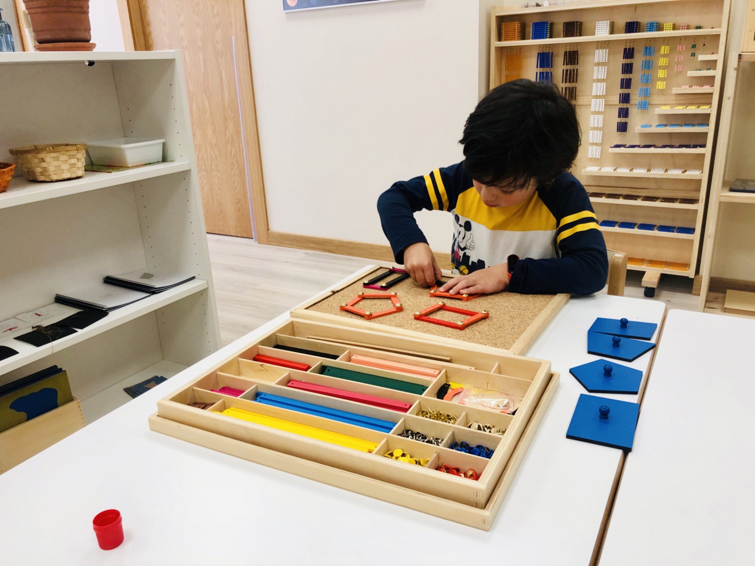 El Niño de 6 a 12 Años Según Maria Montessori, un curso de Nuestros  Momentos Montessori - Nuestros momentos Montessori